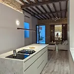 Oasis شقة